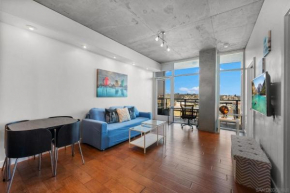 Modern 2 bedroom - chill & enjoy with rooftop deck